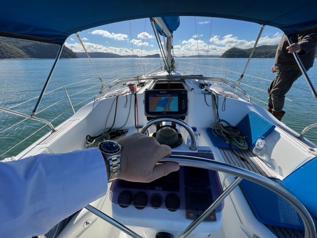 bareboat yacht charter brisbane